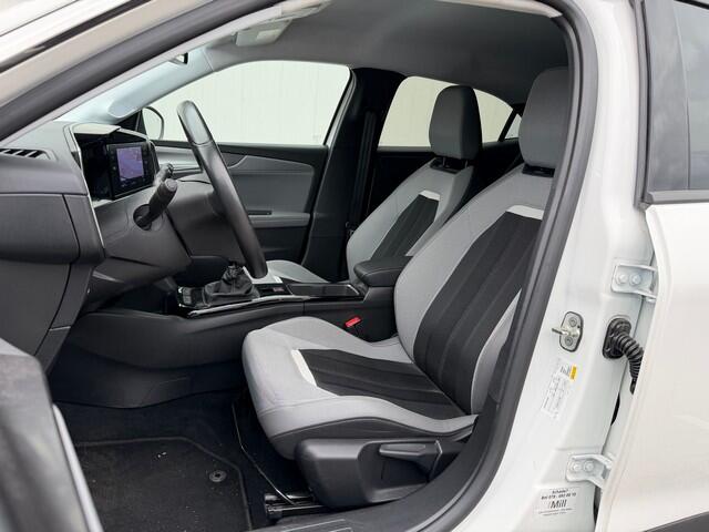 Opel MOKKA 1.2 Turbo Business Elegance met Navi/Camera, Trekhaak, Climate Controle, Driver Assist Pack