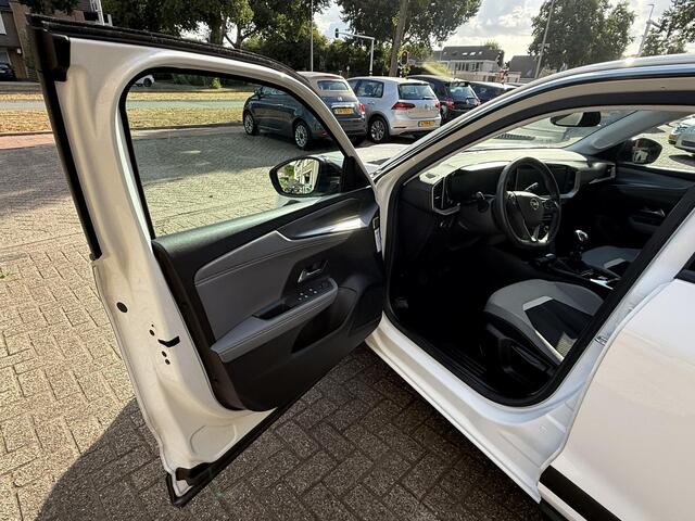Opel MOKKA 1.2 Turbo Business Elegance / Airco clima/ Navigatie/ Cruise/ Apple carplay/ Camera/ PDC/ LED/ LMV/ Trekhaak