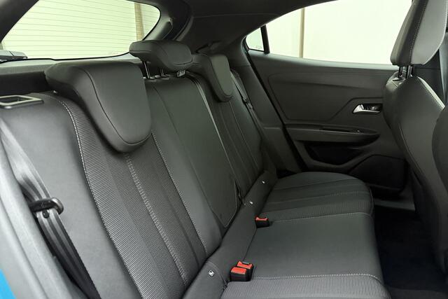Opel MOKKA 1.2 Turbo GS | ¤ 5.600 Registratie VOORDEEL | Nieuwe auto | 18 inch lichtmetalen velgen | Stoel en stuurverwarming | Keyless entry en start | Achteruitrijcamera | Adaptive cruise control | Matrix led verlichting