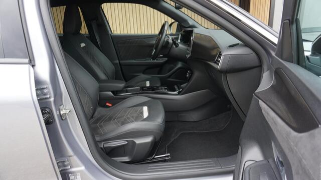 Opel MOKKA 1.2 Turbo 131pk Automaat Ultimate LED Alcantara/Leder Trekhaak 18inch Virtual Cockpit LM A-Camera 24332km!
