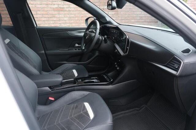 Opel MOKKA 1.2 Turbo 130pk EAT8 Ultimate | App Connect | Climate | Adaptive Cruise | Keyless | Camera | Blind Spot | Winter Pakket