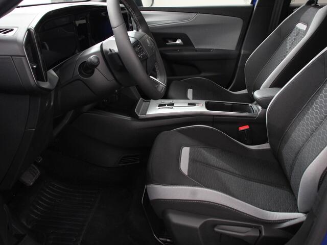 Opel MOKKA 1.2 Turbo Hybrid Edition Navigatie Apple Carplay/Android Auto Camera Parkeersensoren Adaptieve Cruise Control Stoel- en stuurverwarming Dodehoek assistent Climate Control Virtual Cockpit Full led Lichtmetalen velgen