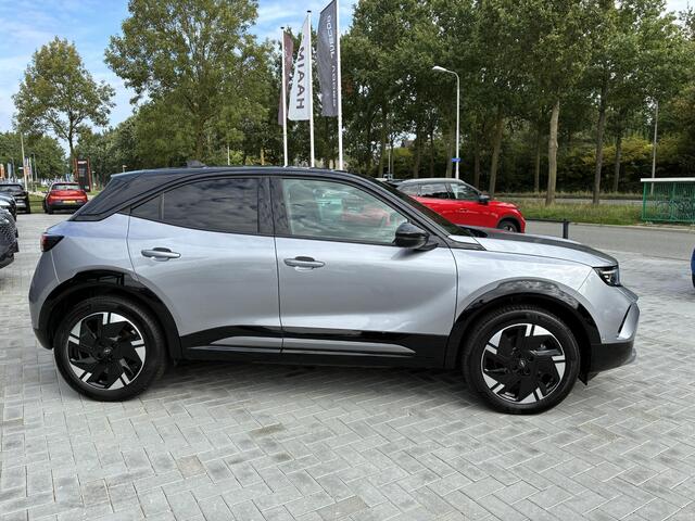 Opel MOKKA Electric GS 54 kWh | Climate control | Navigatie | Verwarmbaar stuur | Elektrisch Pakket | Camera | Parkpilot | 18" LM-Velgen | Parkpilot