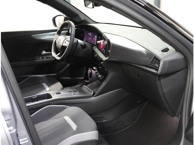 Opel MOKKA Electric GS 54 kWh 156PK | 1ste eigenaar | FULL LED | Camera | Privacy Glass | AppleCarPlay/AndroidAuto | Navigatie | Adaptief Cruise Control | Climate Control | Keyless | Isofix | Parkeersensoren |