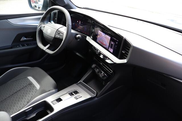 Opel MOKKA 1.2 Turbo 131PK/Stoelverwarming/Stuurverwarming/Apple carplay/360 graden camera/Parkeersensoren/Dodehoekdetectie/Adaptieve cruise control