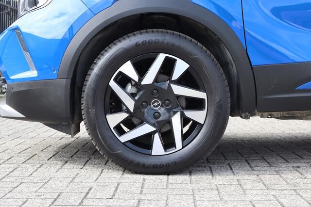 Opel MOKKA 1.2 Turbo GS Line Stoelverwarming/Lane assist/Stuurverwarming/Apple carplay/Navigatie/360 graden camera/Parkeersensoren/Dodehoekdetectie/Adaptieve cruise control