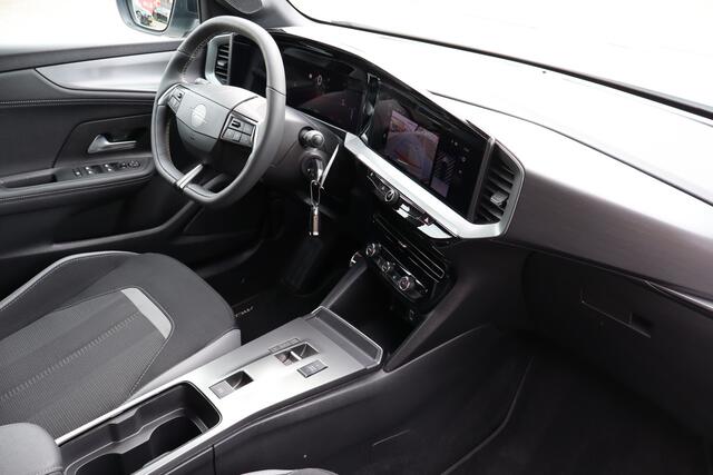 Opel MOKKA 1.2 Turbo GS 131PK/Apple carplay/Stoelverwarming/Achteruitrijcamera/360 camera/Stuurverwarming/Cruise control/Zwarte hemel/Climate control