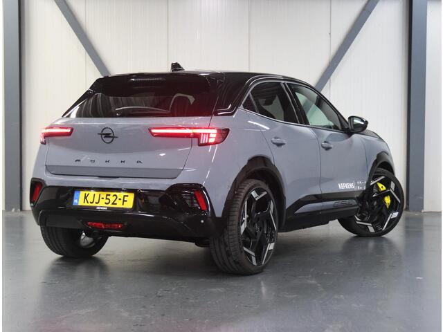 Opel MOKKA Electric GSE 54 kWh 280PK | 1ste eigenaar | Alcantara | Stoel/Stuurverwarming | FULL LED | Camera | Two-tone | Privacy Glass | AppleCarPlay/AndroidAuto | Navigatie | Adaptief Cruise Control | Keyless | Isofix |