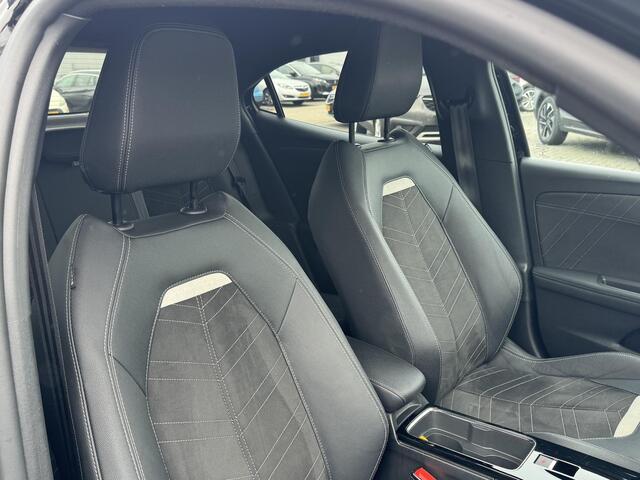 Opel MOKKA 1.2 Turbo Ultimate AUT Rijklaar incl. grote beurt en 100% dealer onderhouden bij ons! | Keyless | Camera | Alcantara lederen stoelen met verwarming | Stuurverwarming | Carplay | Distr. v.v. | All season banden | Full LED
