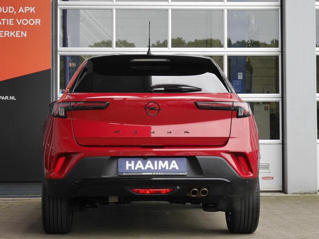 Opel MOKKA 1.2 Turbo 130pk Automaat Ultimate | Navigatie | Trekhaak | Adapt. Cruise control | Climate control | Camera | Alcantara bekleding | Massage stoel | Parkeersensoren | Keyless entry & start | 18" Lichtmetalen velgen