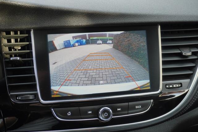 Opel MOKKA 1.4 Turbo Innovation / Trekhaak / Camera / AGR-stoelen / LED / Navi / Metallic