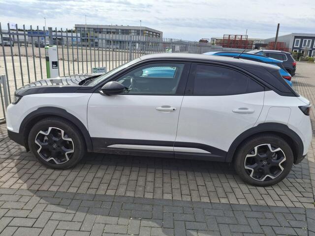 Opel MOKKA Mokka-e Ultimate 50-kWh 11kw bl. | 136pk | Lederen Bekleding | 32.000km! | Trekhaak | Navigatie | – foto 5
