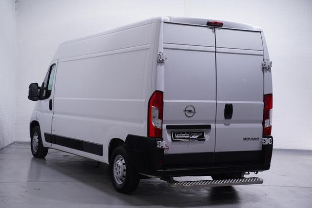 Opel MOVANO 2.2D 120 pk L3H2 Edition Navi, Camera, Postrekken Laadruimte, 270 Graden Deuren, NAP, 3-Zits