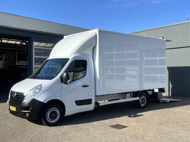 Opel MOVANO 2.3 CDTI 146pk 750kg laadklep Zijdeur Airco cruise controle Trekhaak 2500kg Telefoonverbinding Navigatiesysteem 3-Persoons bakwagen verhuiswagen Meubelbak euro 6