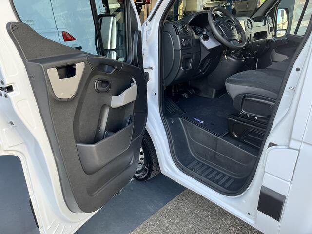 Opel MOVANO 2.3 CDTI 146pk 750kg laadklep Zijdeur Airco cruise controle Trekhaak 2500kg Telefoonverbinding Navigatiesysteem 3-Persoons bakwagen verhuiswagen Meubelbak euro 6