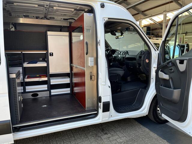 Opel MOVANO 2.3 CDTI L2H2 Airco Cruise controle Omvormer Kastinrichting Telefoon voorbereiding Achteruitrijcamera Schuifdeur Euro 5 Bpm vrij !! 1e eigenaar Dealer onderhouden Ook ideaal voor ombouw naar camper !!