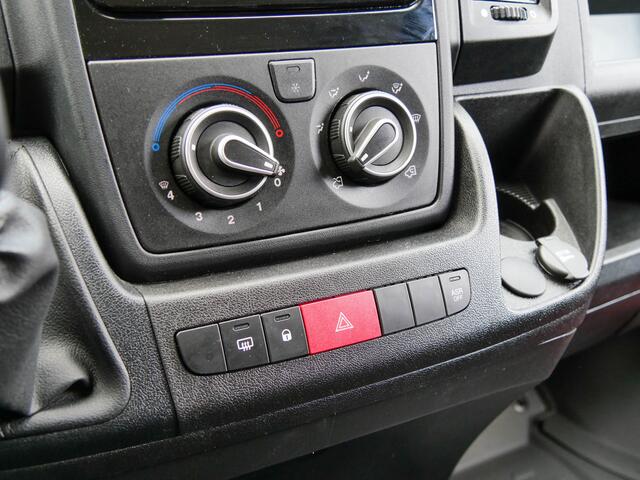 Opel MOVANO 2.2D 140pk Bakwagen met Laadklep | CRUISE CONTROL | MEUBELBAK |