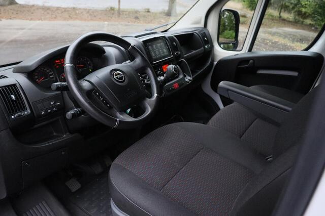 Opel MOVANO 2.2D 140 L3H2 3.5t 2023 | Trekhaak | Cruise Control | Achteruitrij Camera | Carplay | Navigatie | Climate Control | Boekjes | 2 Sleutels | Nationale Autopas
