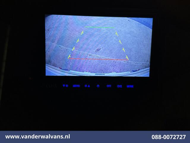 Opel MOVANO 2.2D 141pk Bakwagen Laadklep Euro6 Airco | Camera | Cruisecontrol | 946kg Laadvermogen Bijrijdersbank