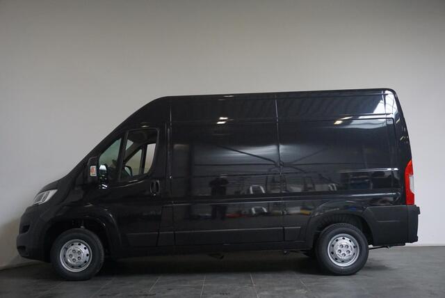 Opel MOVANO 140pk L2H2 Edition Navi Camera Parkeersensoren Trekhaak Cruise control Airco