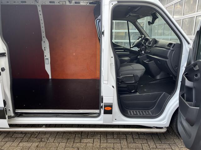 Opel MOVANO 2.3 Turbo L3H2 Airco Cruise controle Schuifdeur 2-Persoons Euro 6 1e eigenaar Sitebars Treeplank Telefoonverbinding
