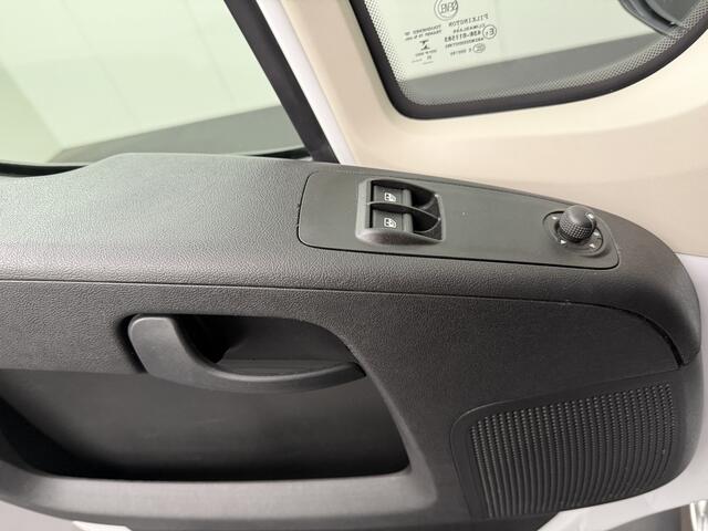 Opel MOVANO 2.3CDTi 140PK Bakwagen+Laadklep | 2500Kg Trekhaak | Airco | Camera | Cruise | 3-Zits