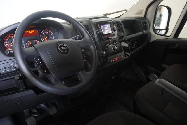 Opel MOVANO 140pk L2H2 Edition Navi Camera Parkeersensoren Trekhaak Cruise control Airco