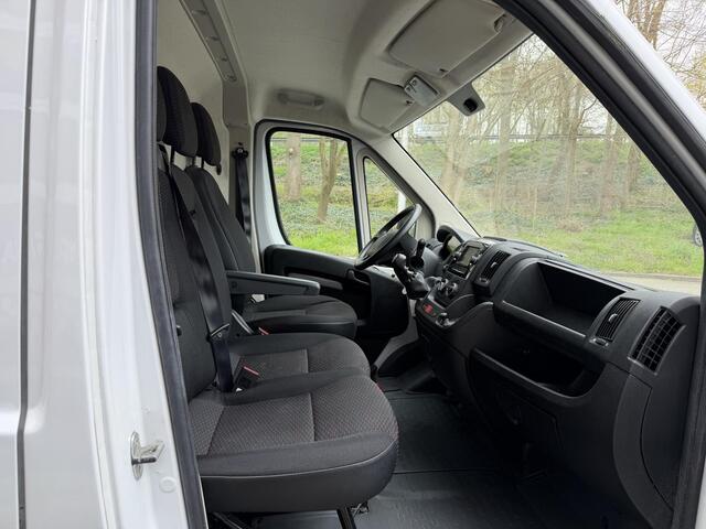 Opel MOVANO 2.2D 120 L2H2 EDITION AIRCO. NAVIGATIE. ACHTERUITRIJ CAMERA. CRUISE CONTROL.