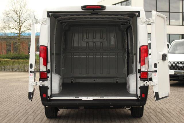 Opel MOVANO 2.2D 140pk L1H1 3.5t | Cruise | Carplay/Android | Navi | Camera | PDC | Lease 378,- p/m