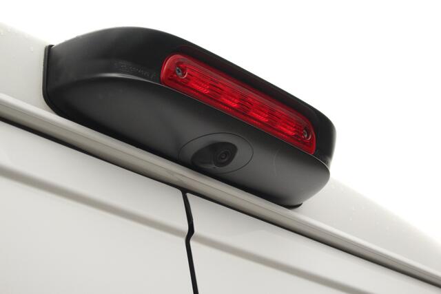 Opel MOVANO 2.2D 140pk L2H1 3.5t | Cruise | Carplay/Android | Navi | Camera | PDC | Lease 378,- p/m