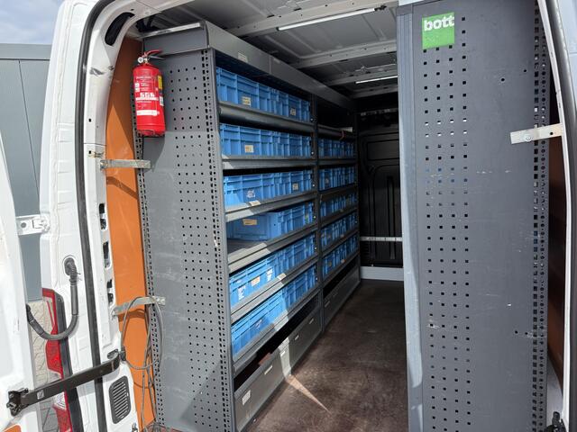 Opel MOVANO 2.3 Turbo 136 PK / L2H2 / INRICHTING / 1e EIG. / TREKHAAK / CAMERA / AIRCO / CRUISE / 3-ZITS