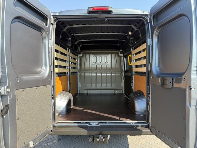 Opel MOVANO 2.2D 120 PK / L2H2 / ** NIEUW BPM VRIJ ** / TREKHAAK / CAMERA / 3-ZITS / ECC / LED / CRUISE / LANE ASSIST