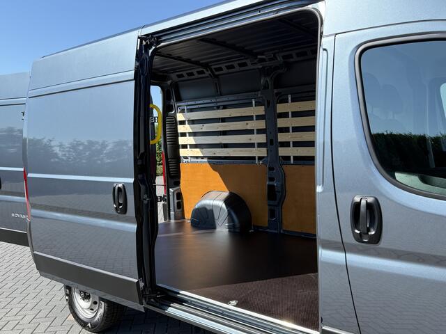 Opel MOVANO 2.2D 120 PK / L2H2 / ** NIEUW BPM VRIJ ** / TREKHAAK / CAMERA / 3-ZITS / ECC / LED / CRUISE / LANE ASSIST