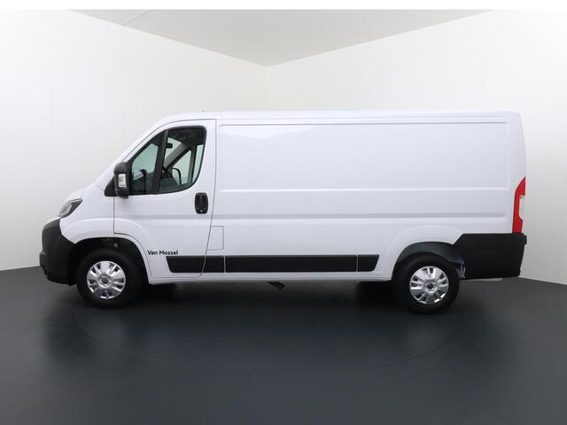 Opel MOVANO 2.2D 120 S&S L2H1 3.0t Opel Movano 2.2D 120 S&S L2H2 3.0t | Parkeer sensoren | Trekhaak | Parkeer camera