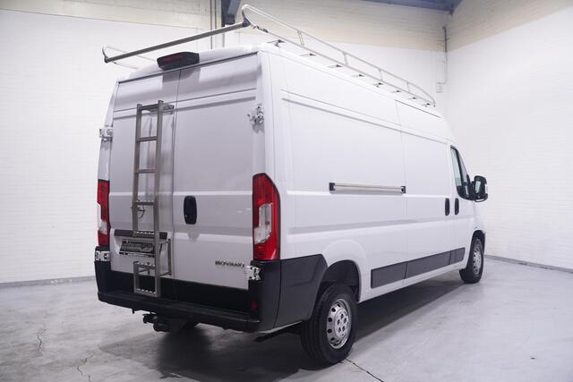 Opel MOVANO 2.2D 140 pk L3H2 Imperiaal met Trap, Trekhaak Airco ECC, Apple Carplay, Camera, Cruise Control, PDC achter, 3-Zits