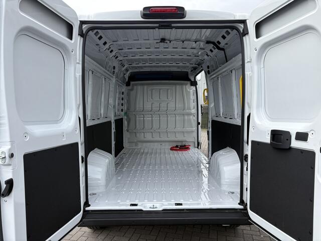 Opel MOVANO Electric 3.5t L3H2 Zwaar 110 kWh | ECC | Navigatie | Camera