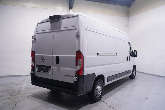 Opel MOVANO 2.2D 140 pk L3H2 Airco ECC, Navi, Camera Laadruimte Pakket, PDC achter, 3-Zits