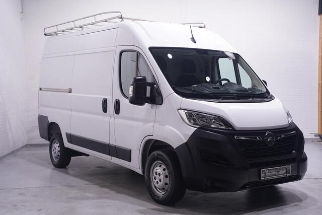 Opel MOVANO 2.2D 140 pk L2H2 Navi, Camera, Imperiaal met Trap, Trekhaak 2.500 kg, Laadruimte Pakket, 3-Zits – foto 2
