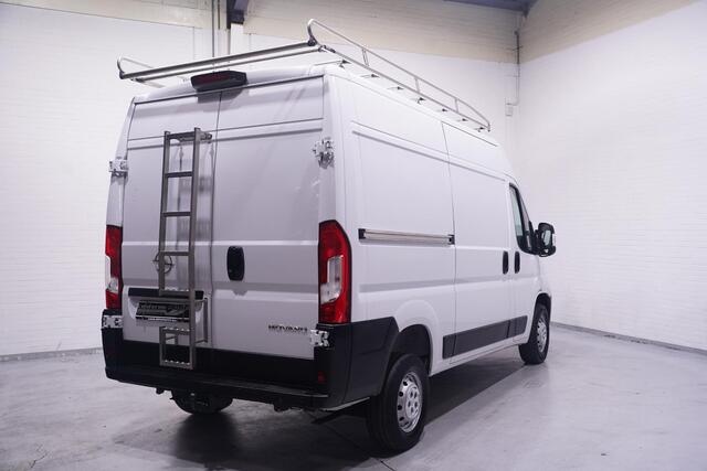 Opel MOVANO 2.2D 140 pk L2H2 Navi, Camera, Imperiaal met Trap, Trekhaak 2.500 kg, Laadruimte Pakket, 3-Zits – foto 4