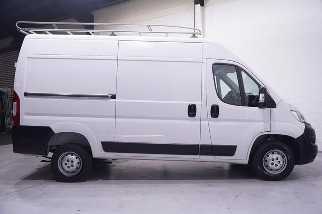 Opel MOVANO 2.2D 140 pk L2H2 Navi, Camera, Imperiaal met Trap, Trekhaak 2.500 kg, Laadruimte Pakket, 3-Zits – foto 8