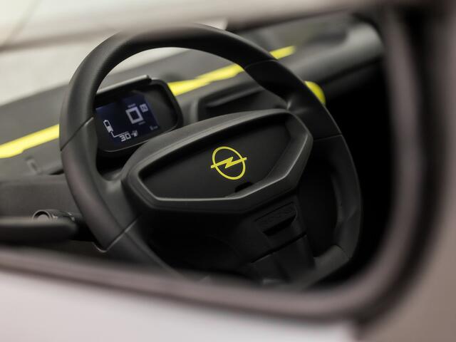 Opel Rocks-e Tekno (2025, DIRECT LEVERBAAR, NIEUW, PANORAMADAK, DELUXE, LEDER, LED)