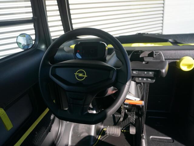 Opel Rocks-e Tekno Direct rijden