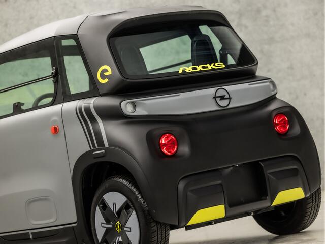 Opel Rocks-e Brommobiel Tekno (DIRECT LEVERBAAR, NIEUW, PANORAMADAK, DELUXE, LEDER, LED)