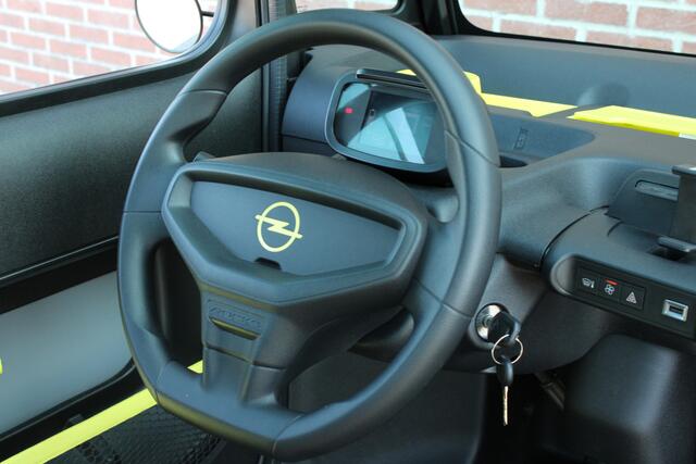Opel Rocks-e Brommobiel Tekno 75KM Actieradius |PANO-DAK|LEDER|LED|