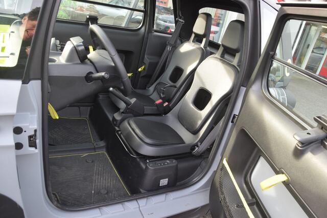 Opel Rocks-e Brommobiel 1e eig | BTW auto