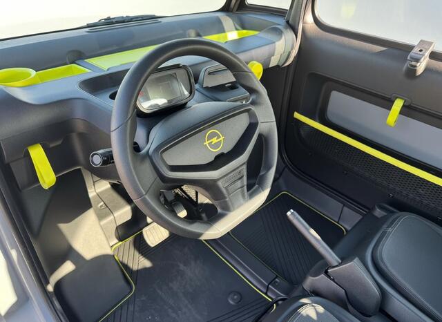 Opel Rocks-e Base