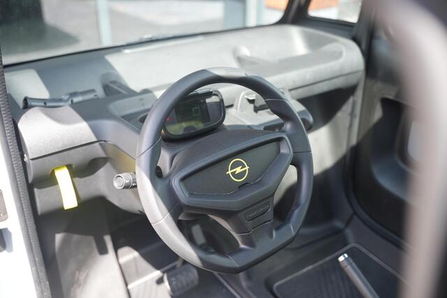 Opel Rocks-e Kargo Brom kenteken rijden met een scooter rijbewijs