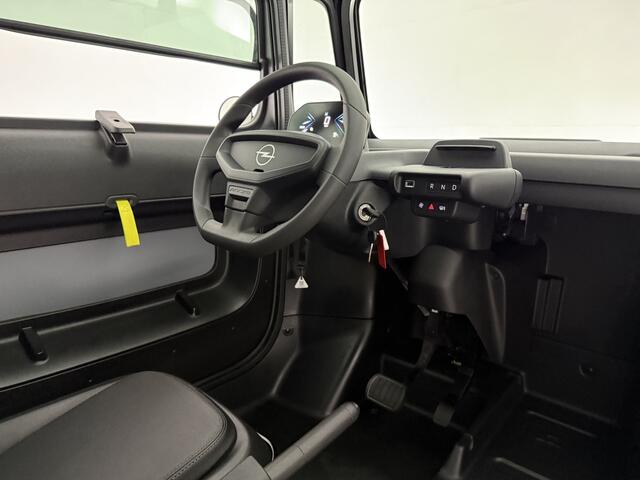 Opel Rocks-e 5.5 kWh | NIEUW | Brommobiel | 2 Zits | Panoramadak | USB | LED | Openklapbare Ramen | Orig. NL