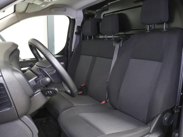 Opel VIVARO 2.0 CDTI 145 pk L3H1 Edition 3-zits Automaat Airco Navigatie Bluetooth Trekhaak