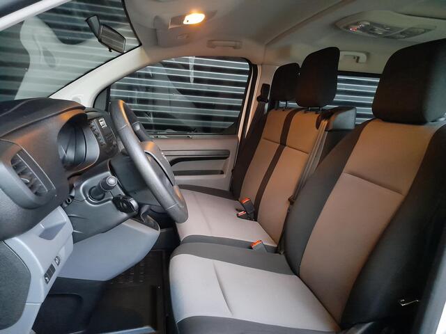 Opel VIVARO Combi 1.5 CDTI L2H1 | Cruise Control | Parkeersensoren Achter | Bluetooth | Airco Voor en Achter | Schuifdeur Rechts en Links |